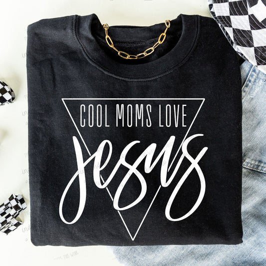 Cool moms love Jesus - Comfort Color