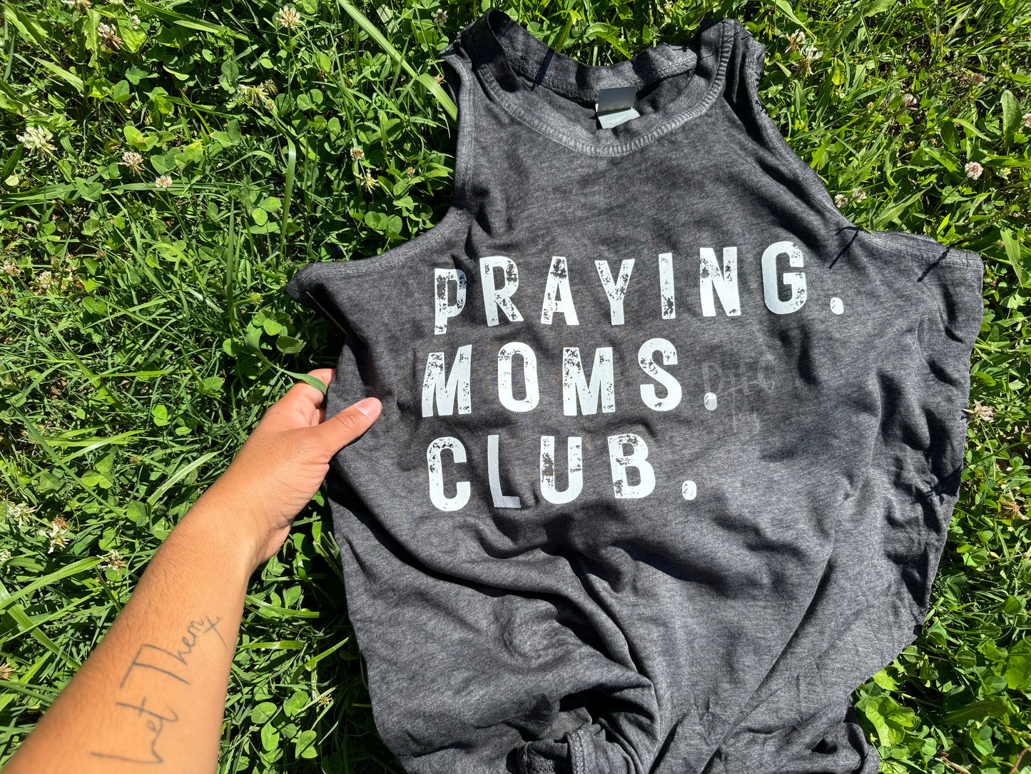 Praying. Moms. Club.